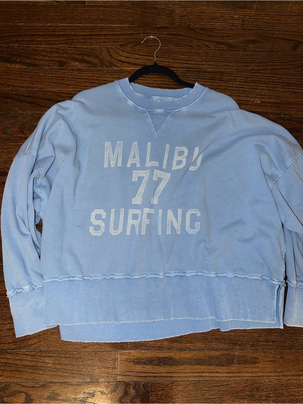American Eagle Light Blue "Malibu 77 Surfing" Crewneck Sweater
